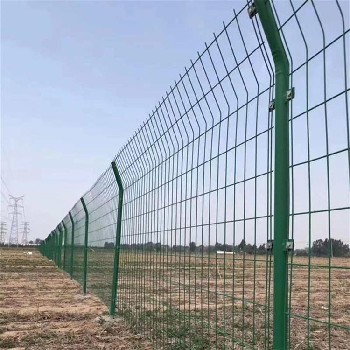 雙邊絲護欄網(wǎng)的應用與優(yōu)勢